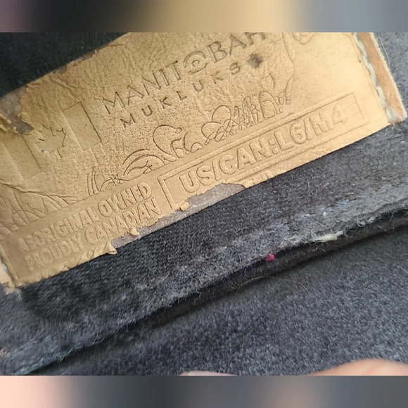 Manitobah Mukluks Mocassins - Picture 5 of 8